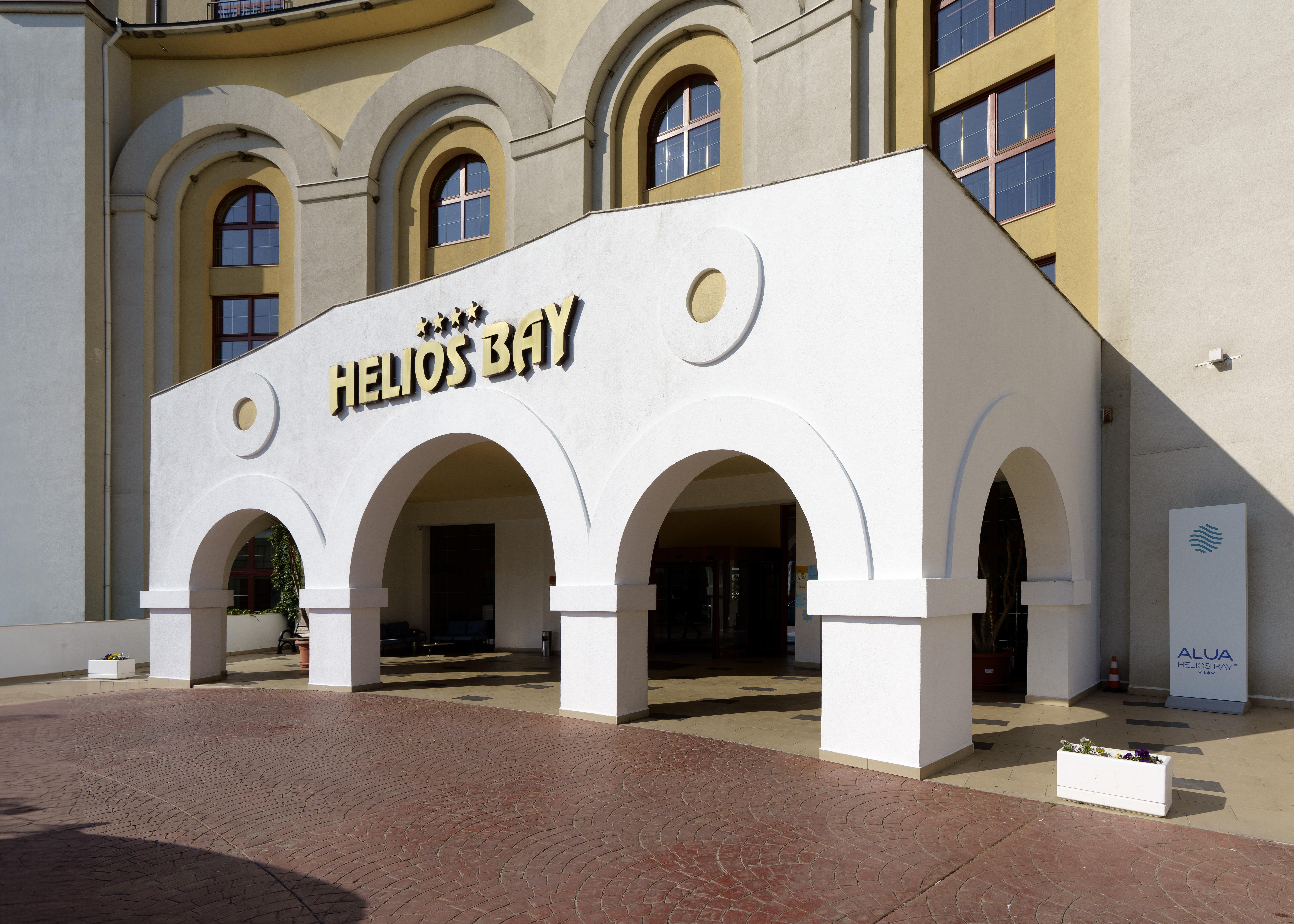 Alua Helios Bay Hotel Обзор Екстериор снимка